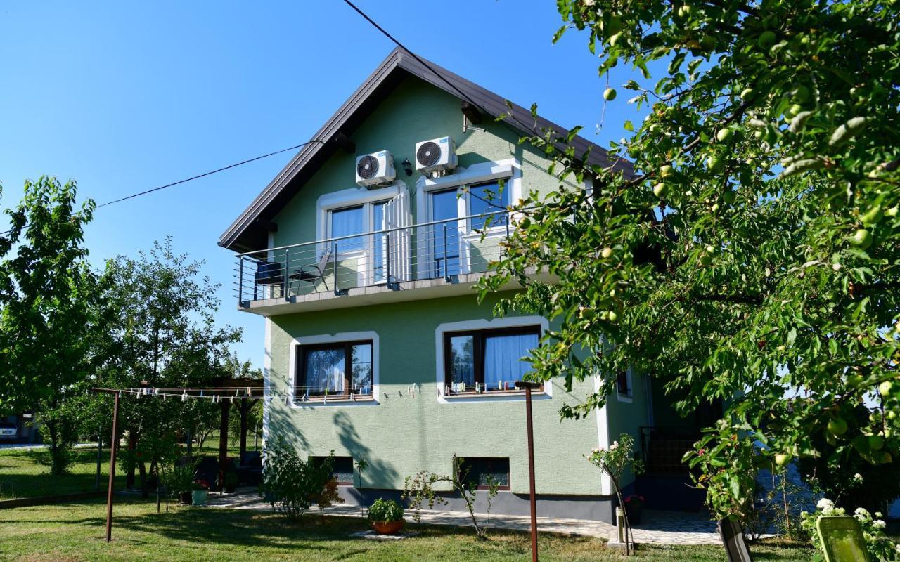 Guest House Jagoda Rakovica Εξωτερικό φωτογραφία