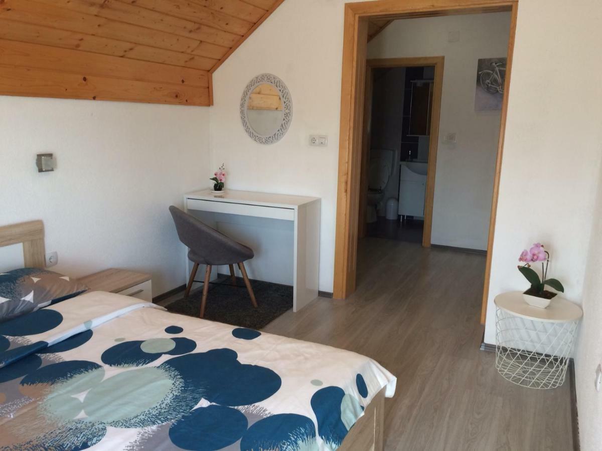 Guest House Jagoda Rakovica Εξωτερικό φωτογραφία